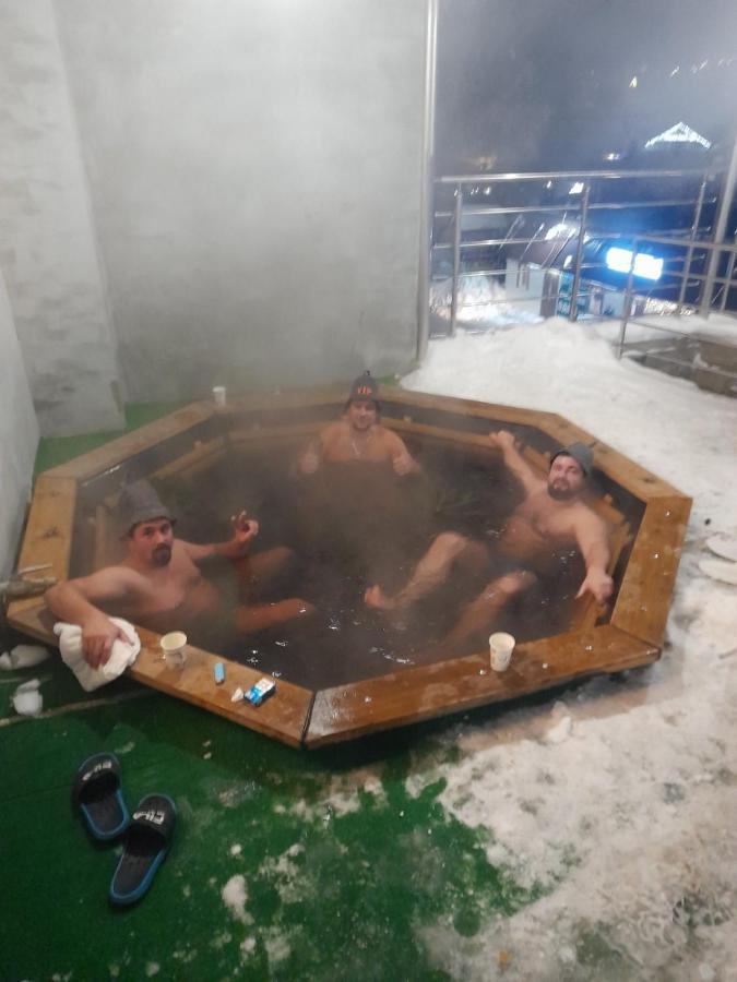 Greku Hotel Bukovel Luaran gambar
