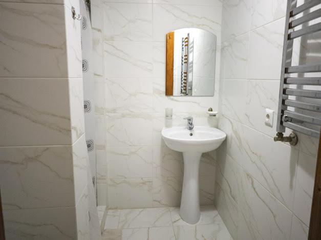 Greku Hotel Bukovel Luaran gambar