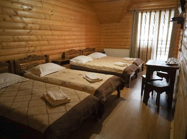 Greku Hotel Bukovel Luaran gambar