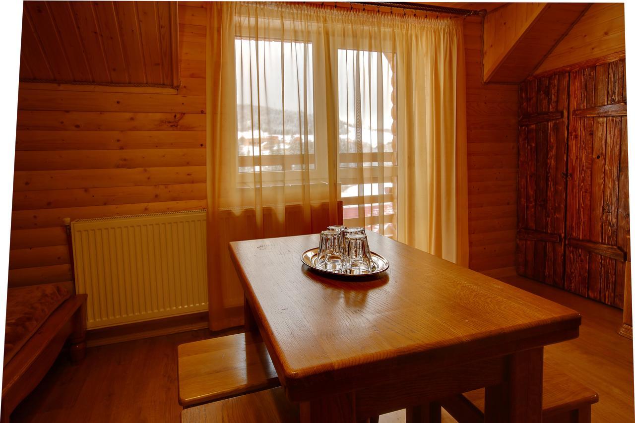Greku Hotel Bukovel Luaran gambar